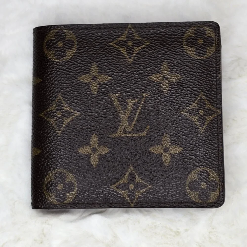 LOUIS VUITTON Folded Wallet Porte Vieille Credit Monet Monogram